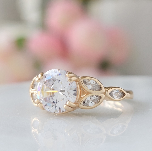 Gold Ring ring, Charmed Aroma, 925 Sterling Silver finished in 10k gold - Picture 4 of 5